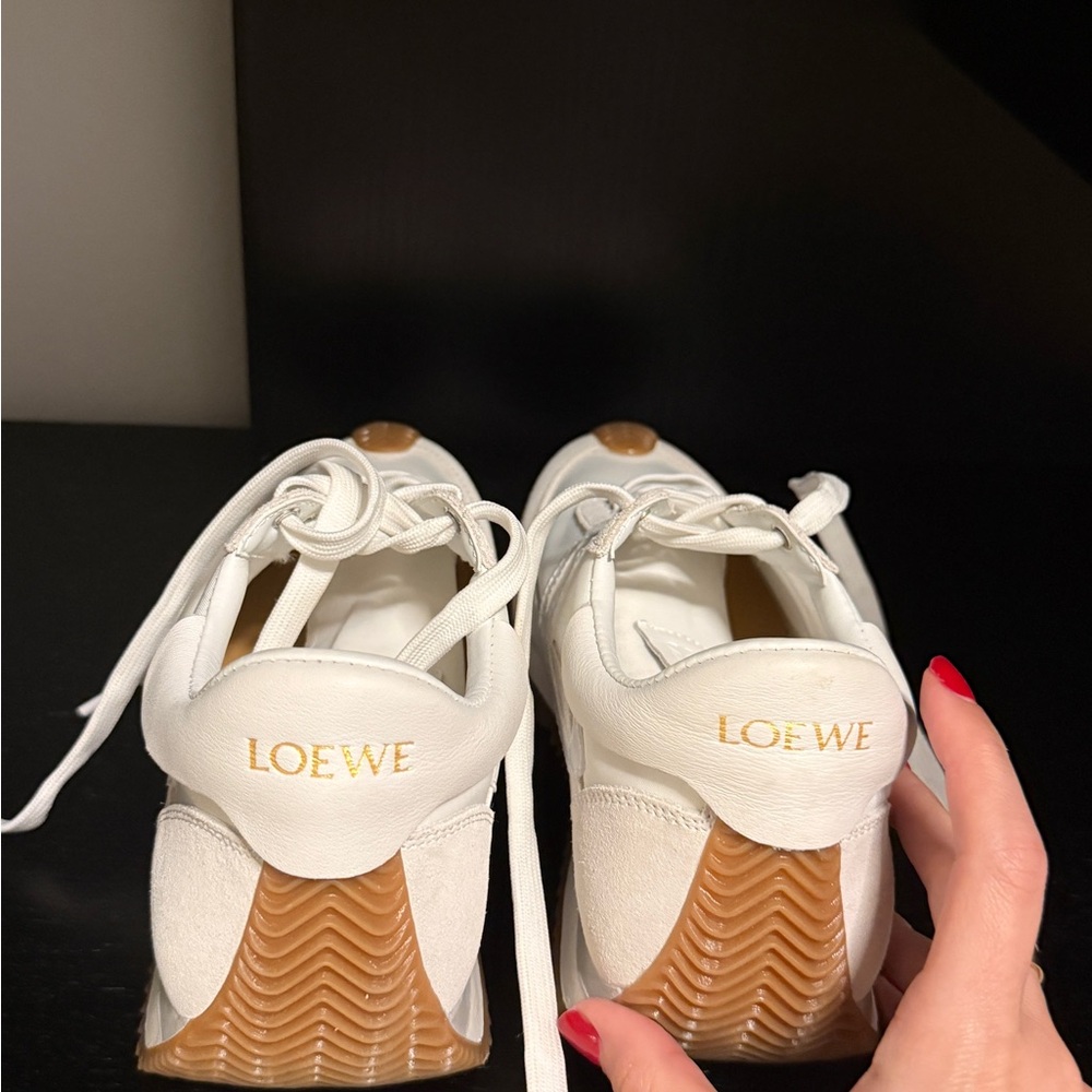 Loewe White and Tan Women's Sneakers